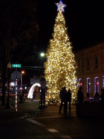 Christmas in downtown Grants Pass