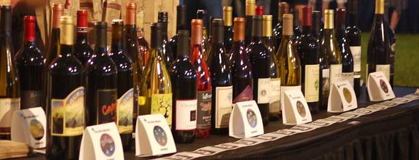 wine_tasting - Redwood Garden Inn, Grants Pass, Oregon Wine Tasting